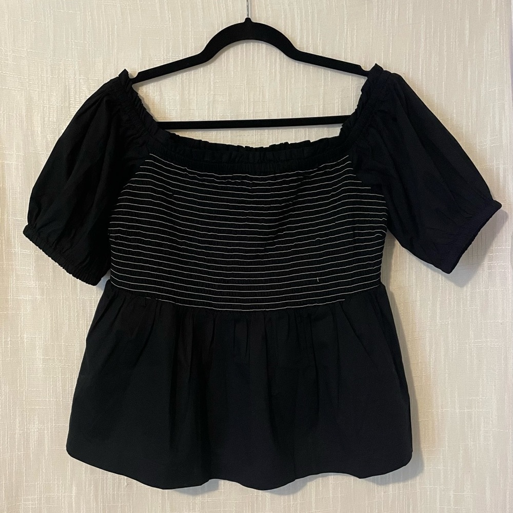 Old Navy Smock Top (size L) NWT